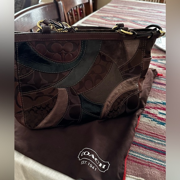 Vintage Coach ! Used but loved. Has lots of life in her - Picture 7 of 8